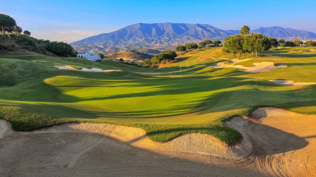 Golf in Andalusien | Die schönsten Regionen, Plätze & Resorts im Überblick