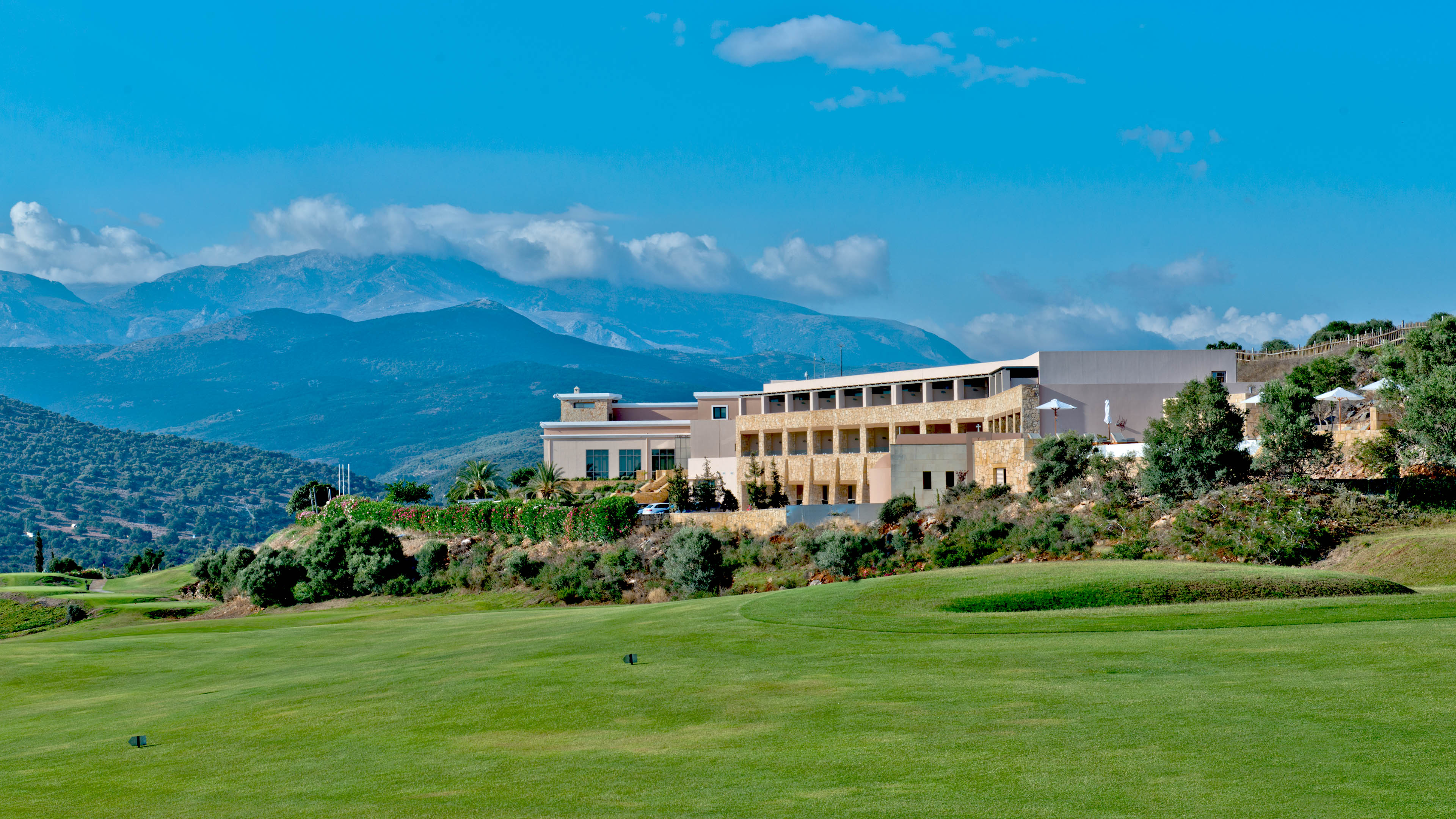 greichenland heraklion crete golf course hotel vogelperspektive