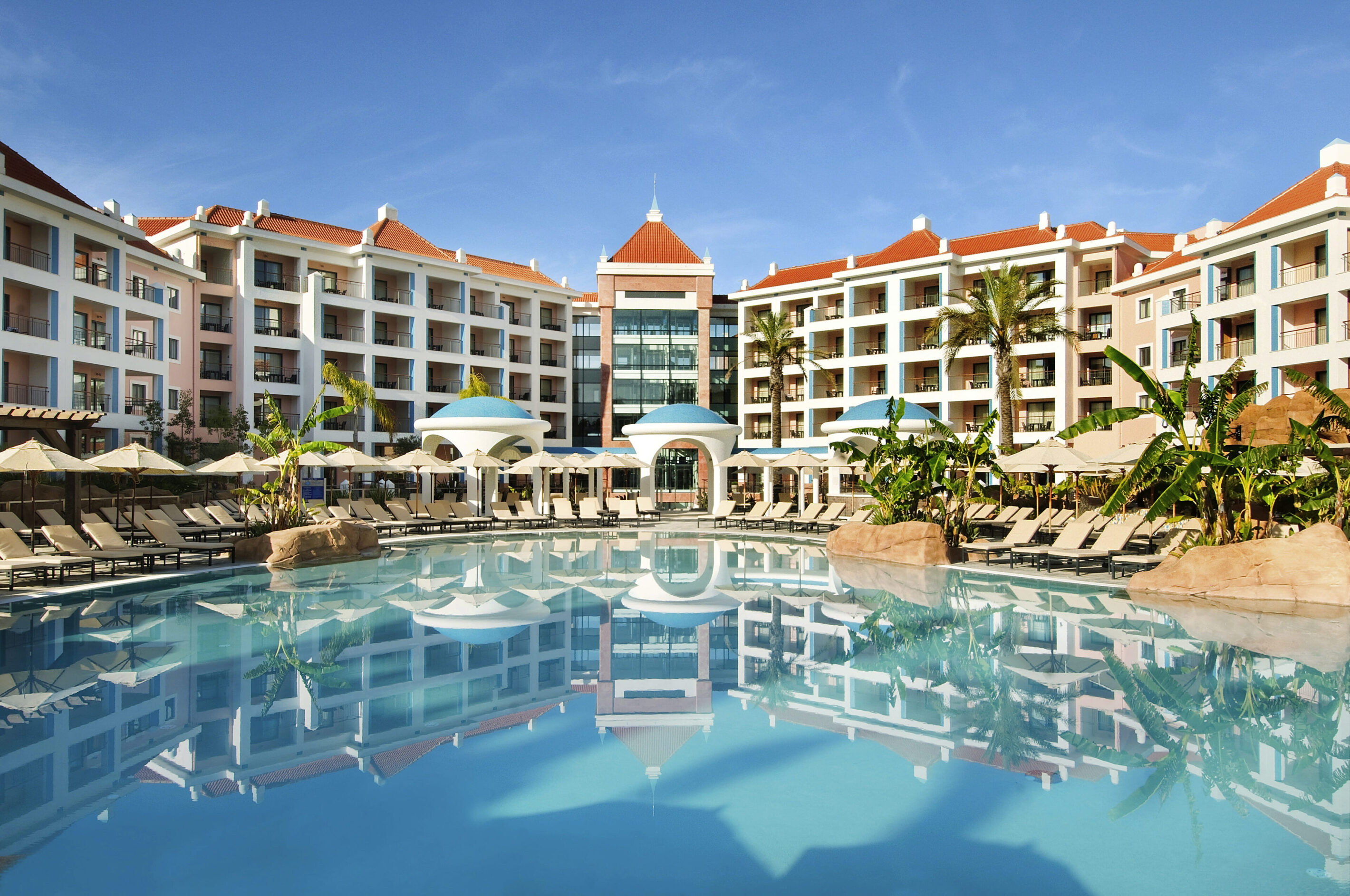 Portugal Algarve Hilton Vilamoura As Cascats Golfresort Spa Pool scaled e1755168569490