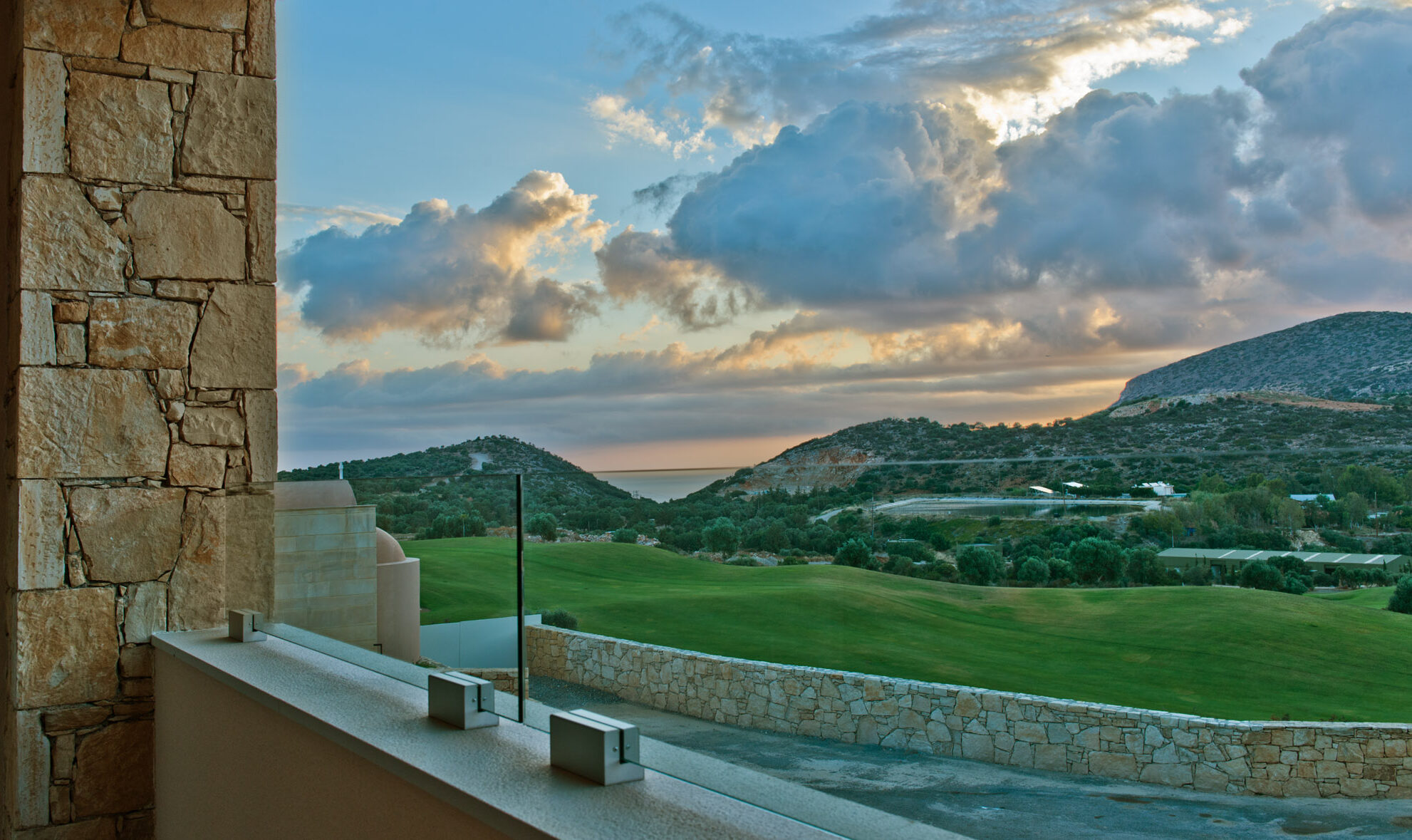 balcon crete hotel e1749206931217