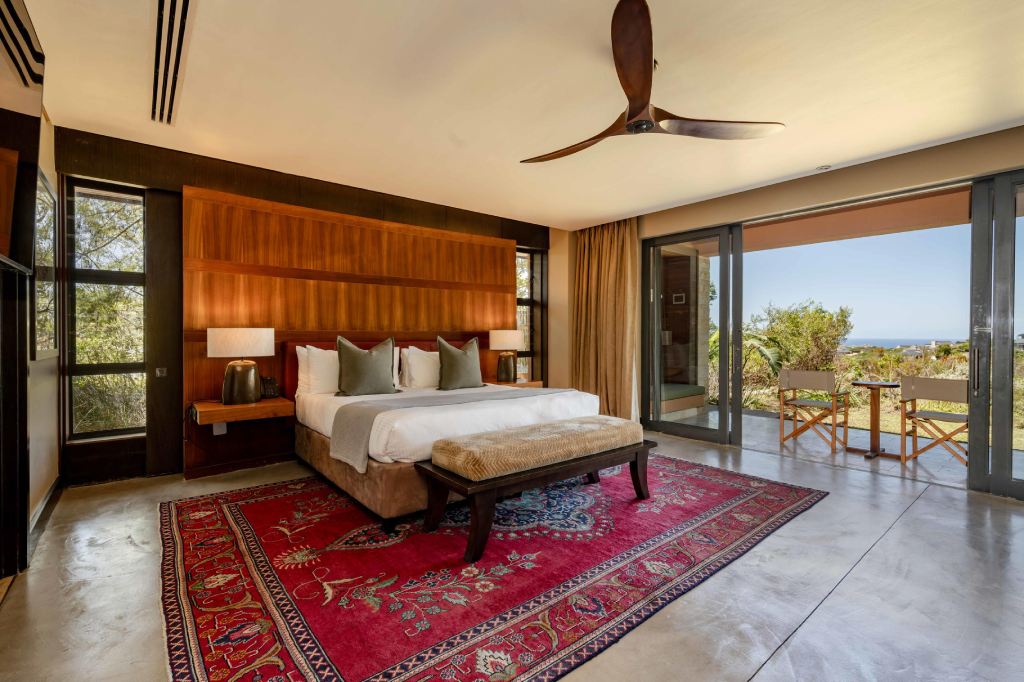 Luxury Hotel Room